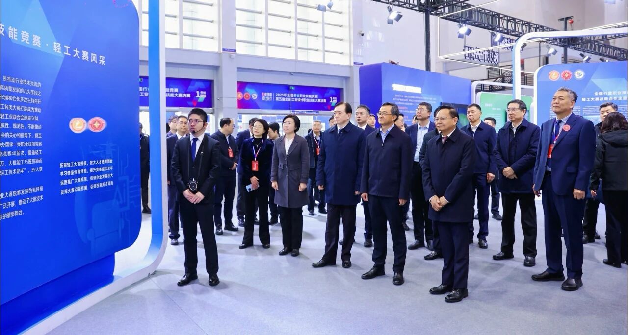 20251209-11.jpg 20251209-11.jpg